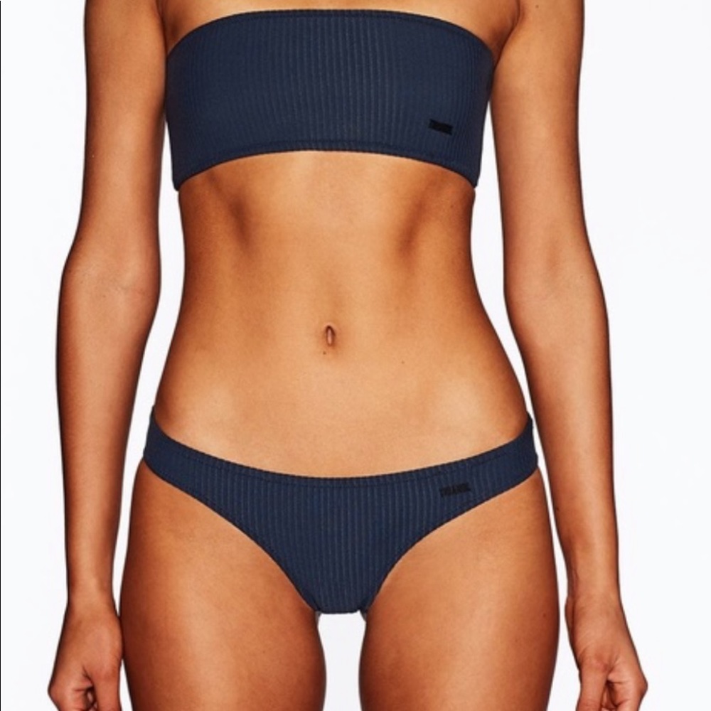 Triangl Navy Twinnie Set